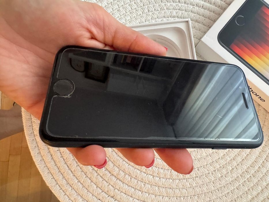 APPLE IPhone SE 2022