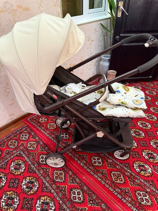 Детская коляска.