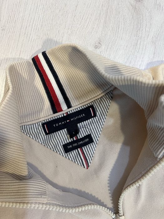 НОВО Calvin klein ветровка guess Nike  суичър jordan adidas tommy