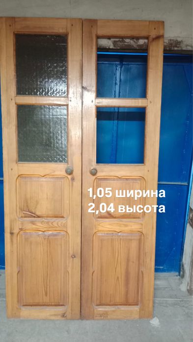 межкомнатные двери красное дерево