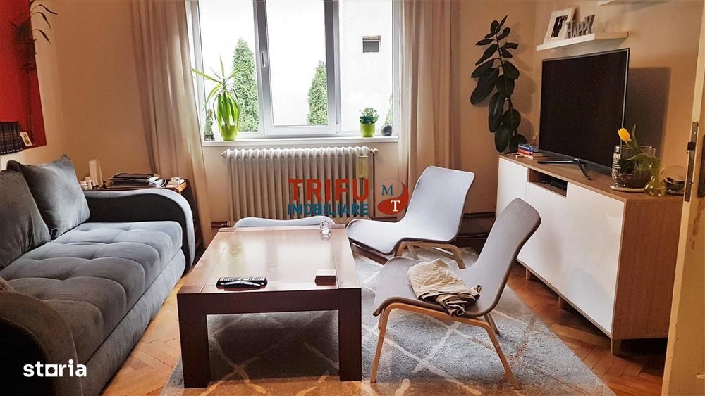 Casa 3 camere, 1200 mp teren, zona Centru