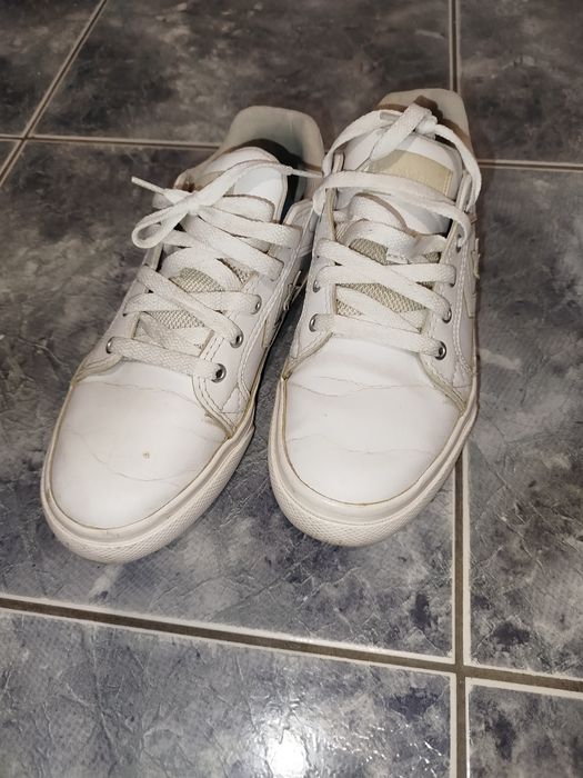Adidași converse