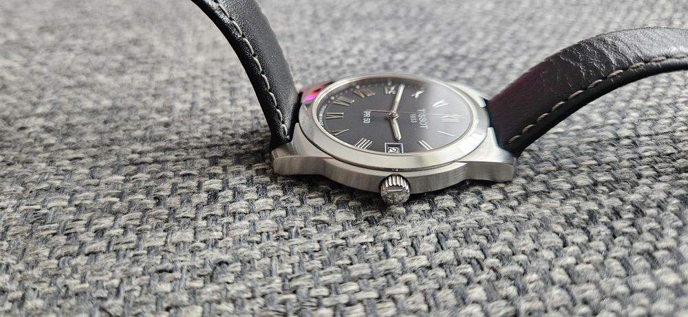 vând ceas TISSOT quartz, 37 mmm, ca nou