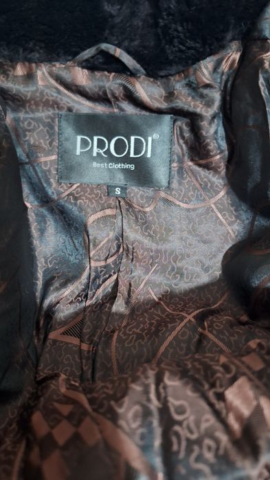 Шубка. Размер 42, 44.