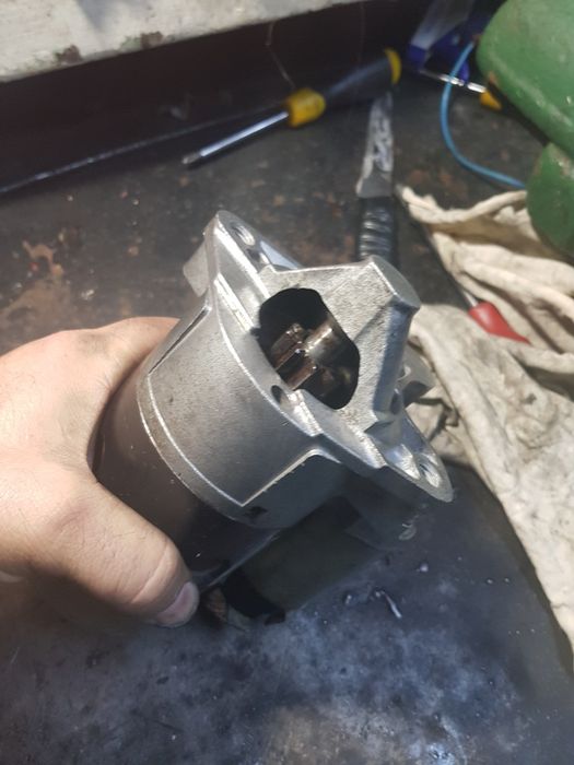 Vand demaror pornire Dacia Logan