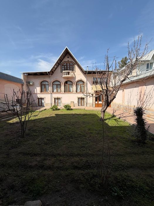 Продается дом, или как земельный участок 4,9,-соток