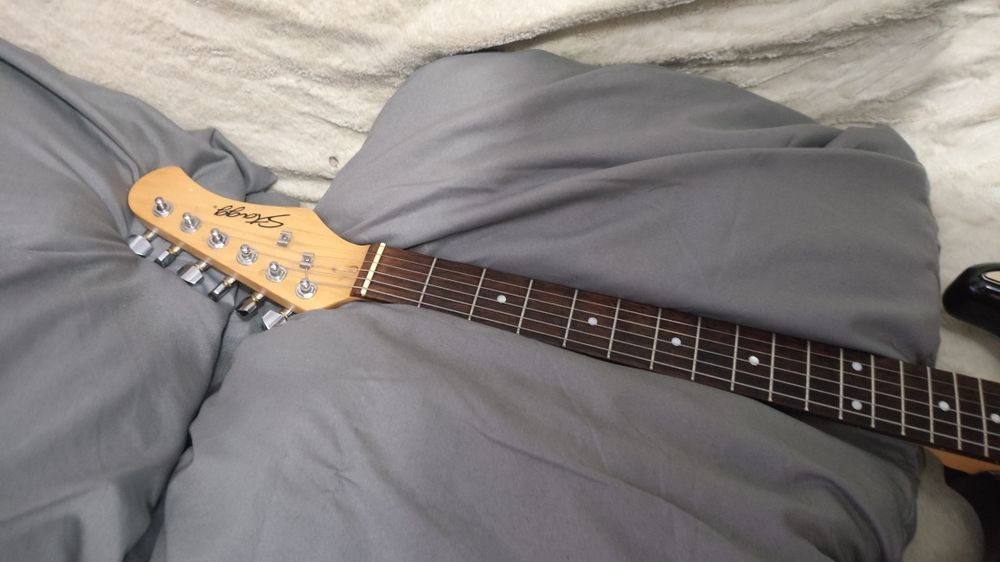 Stag stratocaster(3 сингла )