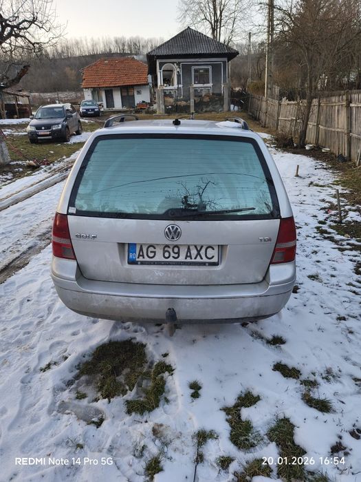 Vând golf 4 break 1.9