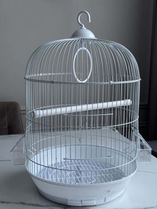 Клетка для попугаев белая