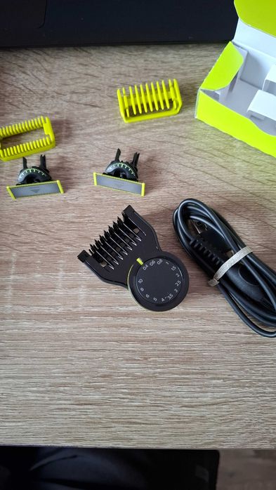 тример One blade Philips QP6542/15