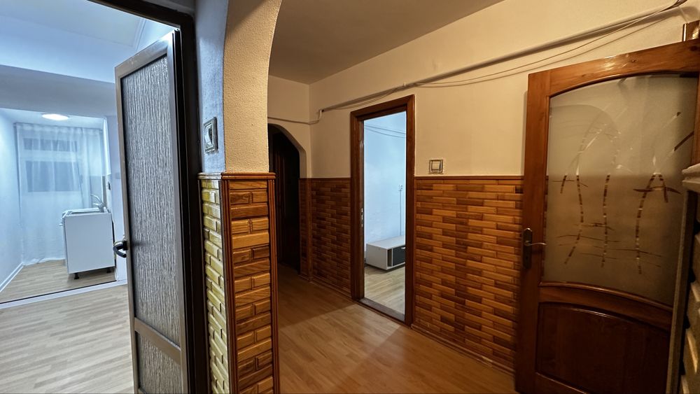 Apartament 3 camere decomandat - Micro 13B - Proprietar