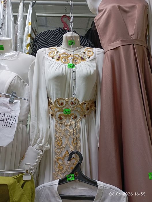 Свадебные платья