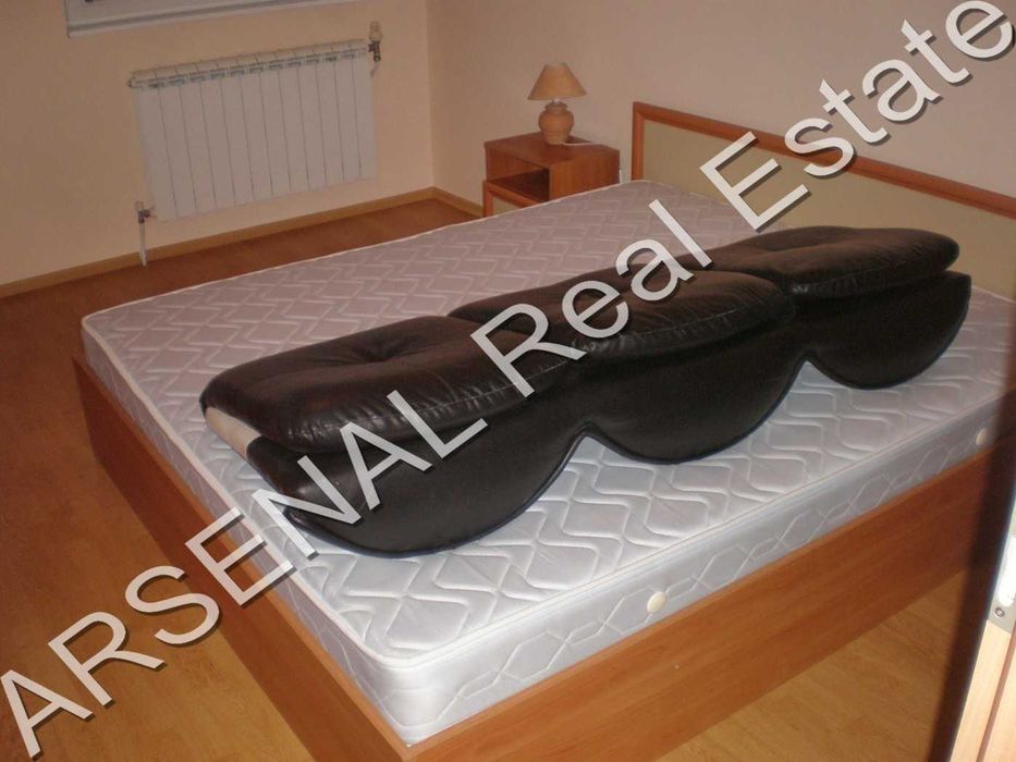 Дава се под наем Двустаен апартамент в София, Център - 72 кв.м за 465 € - Снимка #1