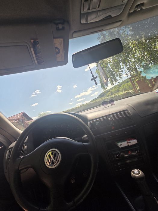 Vand/Schimb VW Golf 4 An 2000
