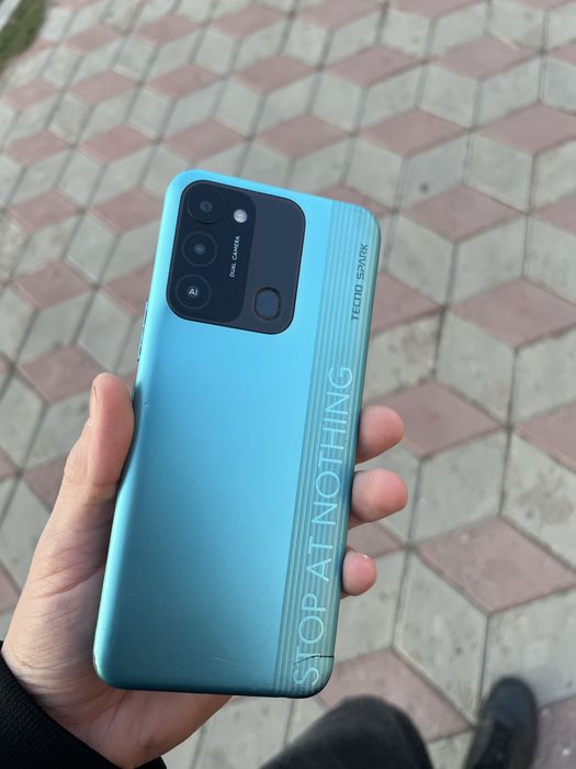 Продам Tecno spark 8c