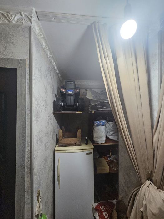 Ижарага берилади 1ханали уй