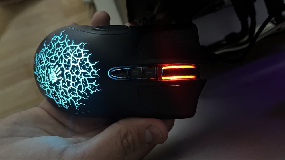 Игровая мышка bloody a90