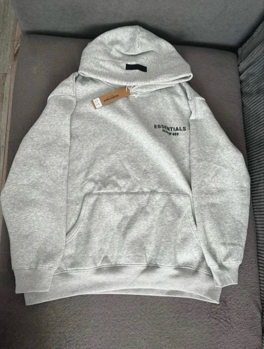 Essentials fear of God ( pot sa vand si la bucata doar hanoracul sau doar pantaloni )