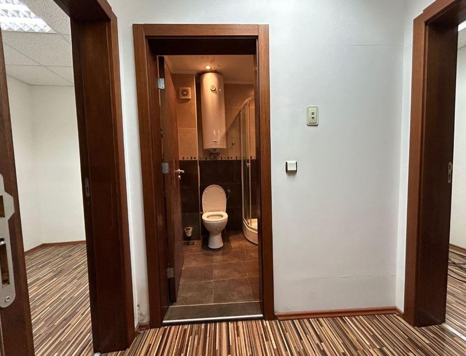 Офис, под наем, Морска градина