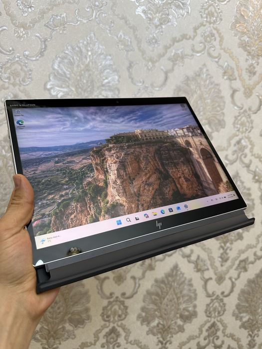 HP Elite x2 G8 Tablet i5-1135G7 8GB 256GB SSD Win 11 планшет