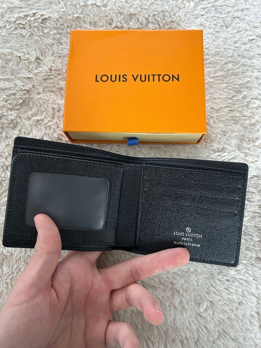 LOUIS vuitton портфейл