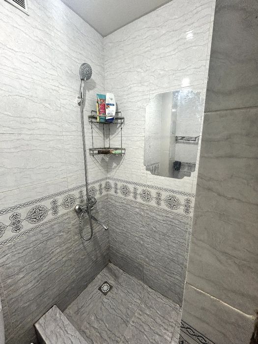 Uy sotiladi 1 xonali kvartira o'zimdiki!