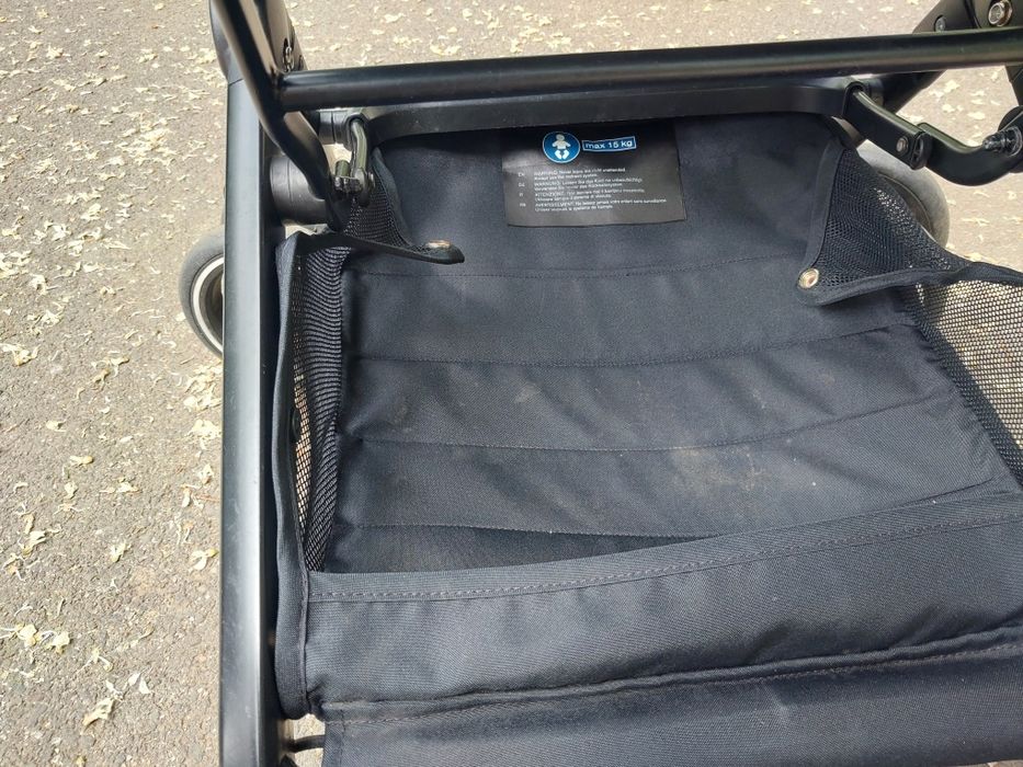 Carucior Pliabil Gb Qbit+ All TerraIn - Negru
