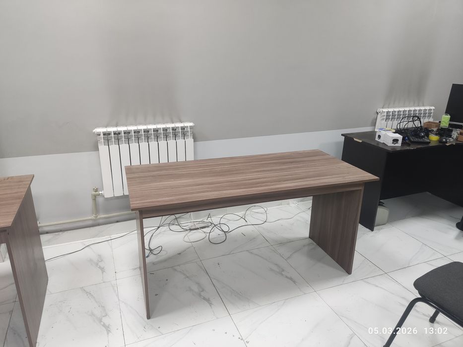 Стол офисный. Столы 6 штук