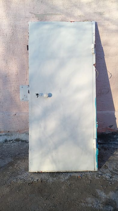 Буу есік сатылады