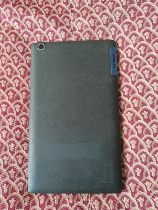 Таблет Lenovo Tab 3