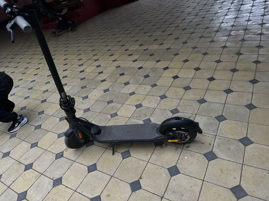 Электронный Самокат Ninebot f20A