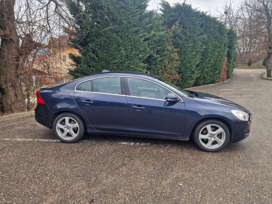 Volvo s60 2.0 diesel  5 cilindri