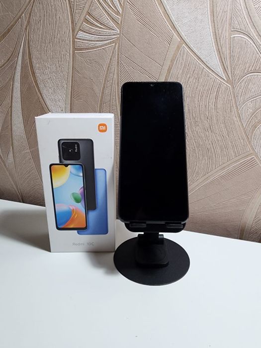 Продам телефон редми