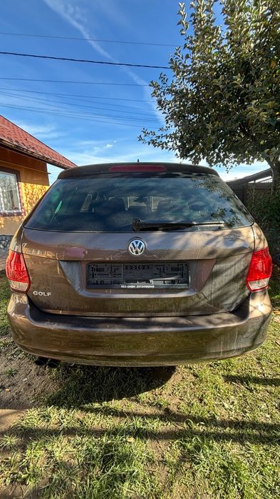 VOLKSWAGEN Golf 2011 — imagine 4