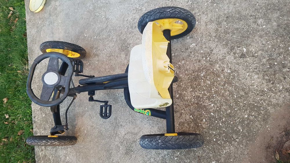 Кола детска ел 110 лв. акумулатор за смяна трактор с педали