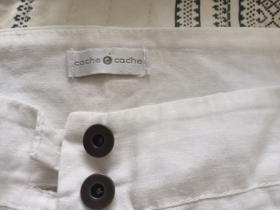 Pantaloni scurți m 44, Cashe