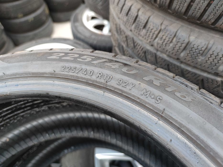 2бр Всесезонни Гуми 225 40 18 - Pirelli - DOT 2021