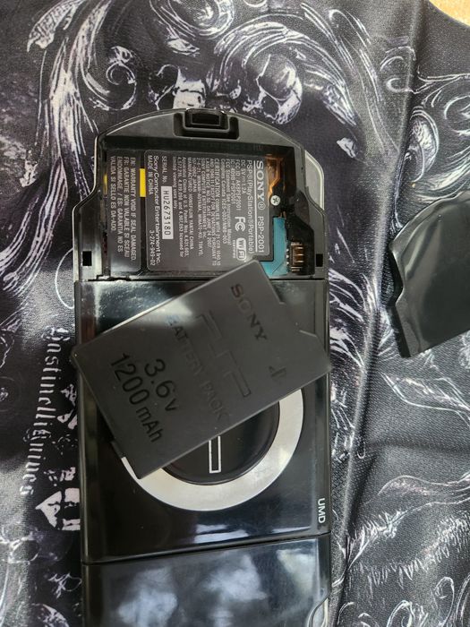 PSP 2001 в отличном состоянии