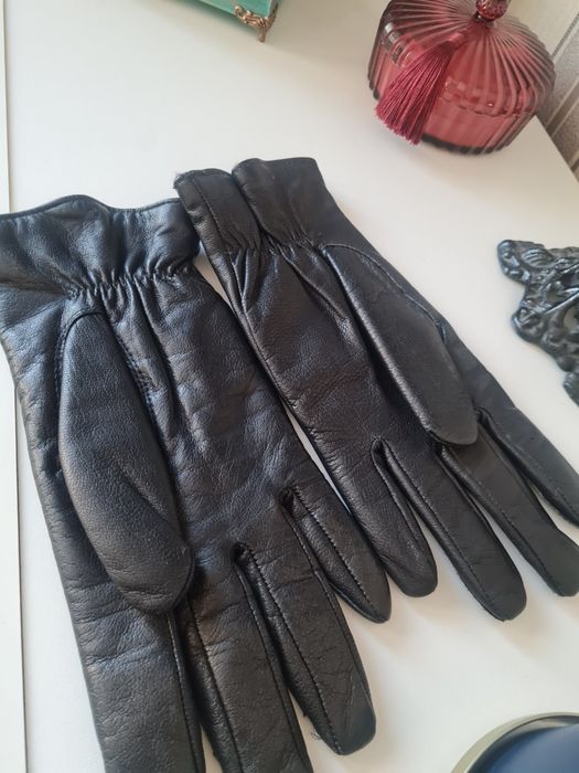 Vand manusi piele naturala pentru barbati