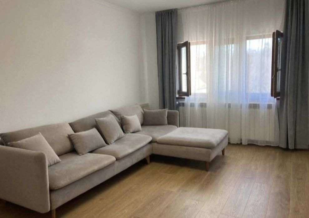 Inchiriez apartament cu 2 camere
