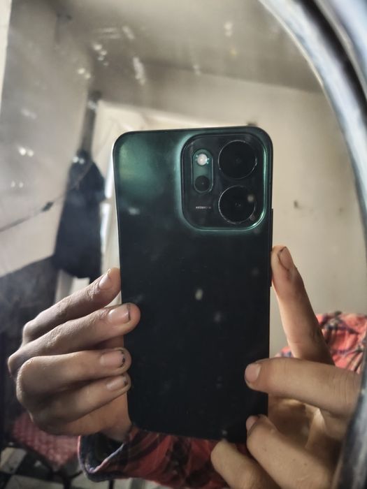 Oppo reno 14 ( aștept )