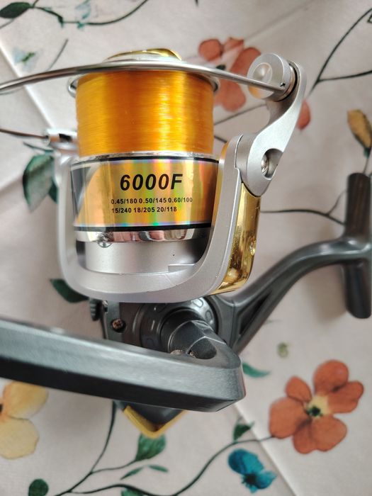 Продавам риболовна макара