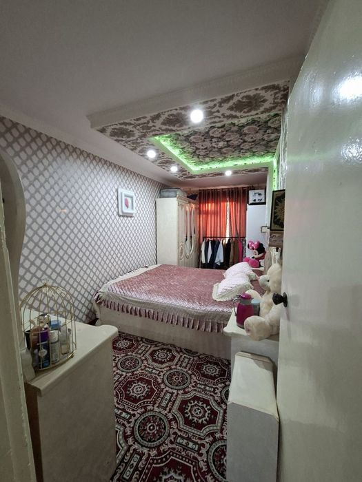 4 qavatlik etajni 1 etajidan 2xonalik uy