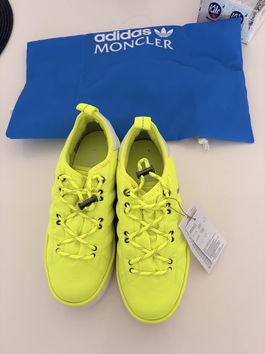 Papuci Adidas in colaborare cu Moncler