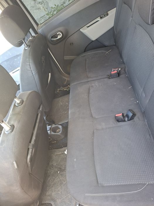 Dezmembrez DACIA LODGY