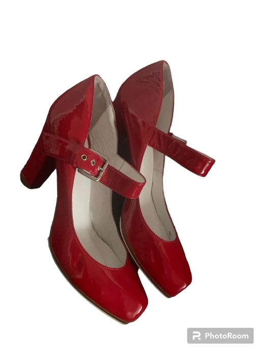 Оригинални дамски обувки Escada 38 номер