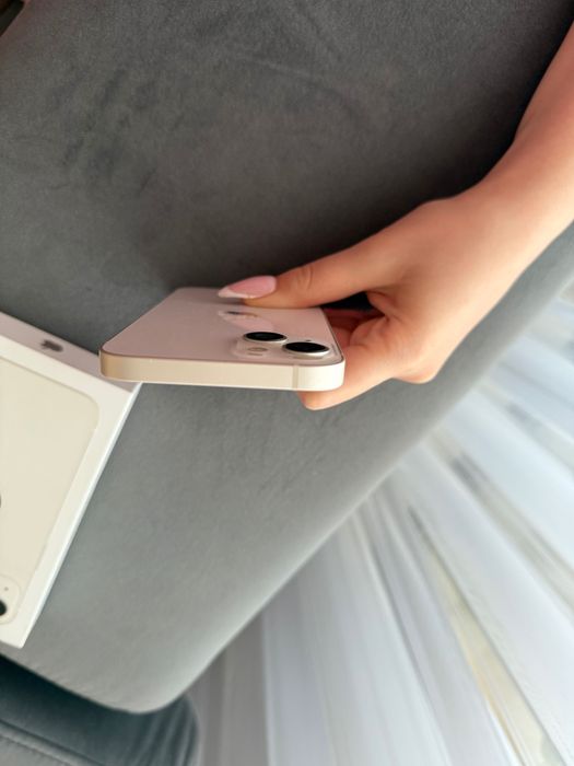 Телефон iPhone 13 256GB