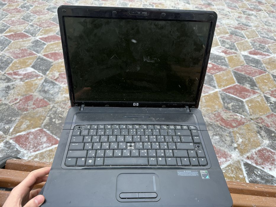 Ноутбик на запчасти