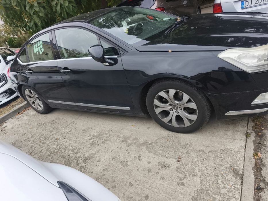 Citroën C5 2009 diesel, 2.909 € — imagine 4