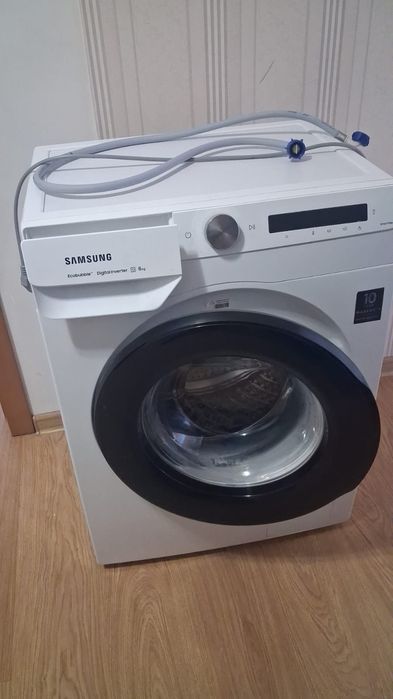 Продам стиральную машинку.